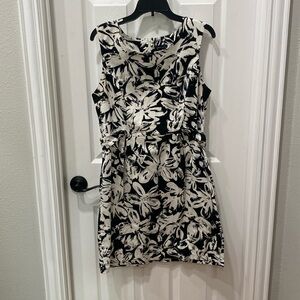 Casual Abstract Black & White Dress